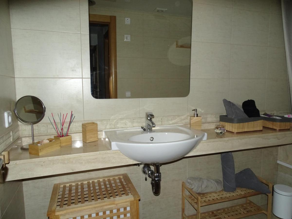 Apartamento Piscina Viena روساس المظهر الخارجي الصورة