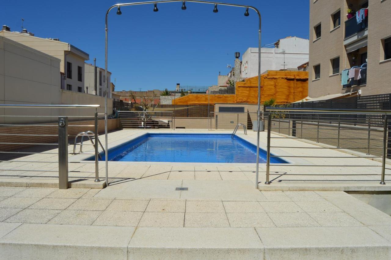 Apartamento Piscina Viena روساس المظهر الخارجي الصورة